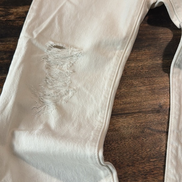 White 501 ct size 29 jeans distressed - Picture 4 of 16